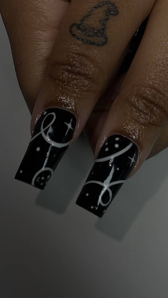 Krylicz Couture nail photo 2